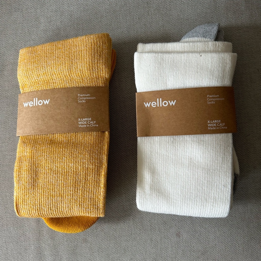 Wellow compression socks - NWT (wide calf)